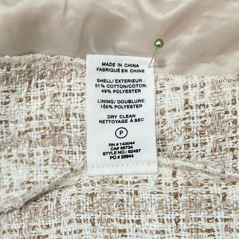 NWT Avec Les Filles Anthropologie Cream Gold Tweed Pleated Shorts Casual - Picture 9 of 9